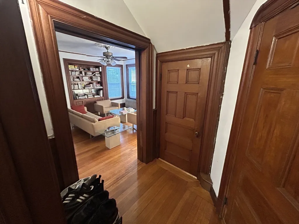 50 Dartmouth St, Winter Hill