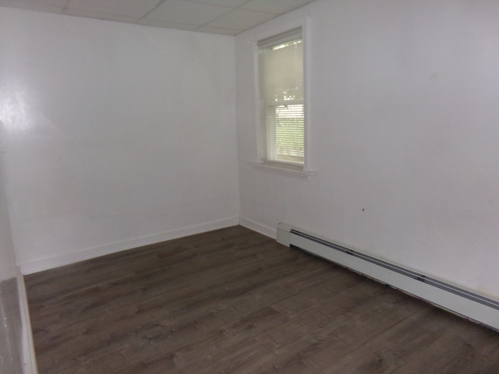 716 Lawrence St, Lowell