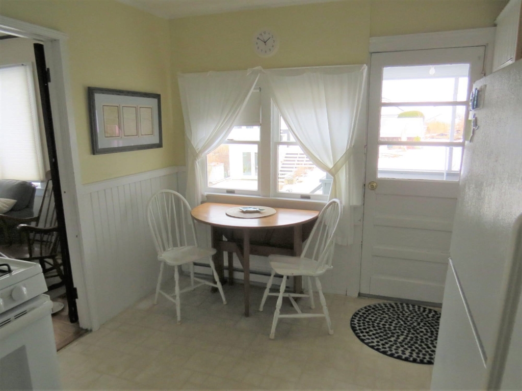 12 Cove Rd, Little Neck