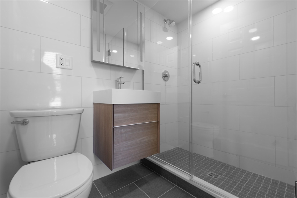 16 Trowbridge St, Mid-Cambridge