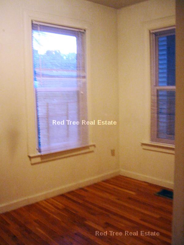 5 bed, 1 bath apartment for rent at 146 Hillside St Unit 1, Mission Hill — photo 26 of 28