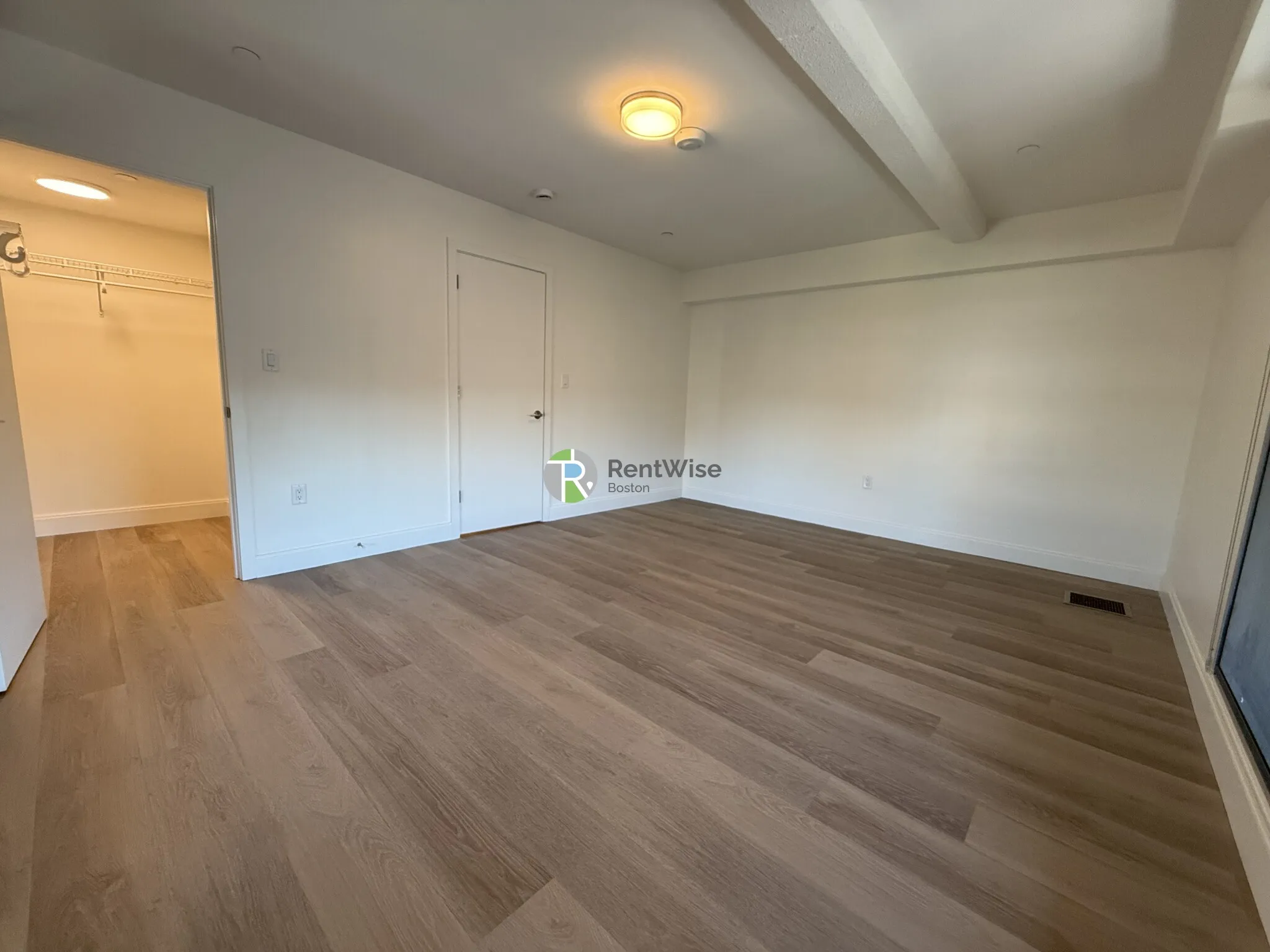 1079 Commonwealth Ave, Allston