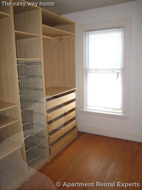 246 Beacon St, Baldwin
