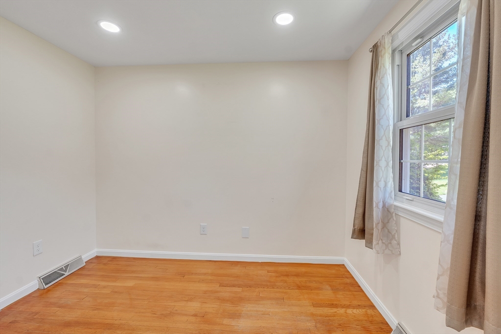 102 Prospect St, Ashland