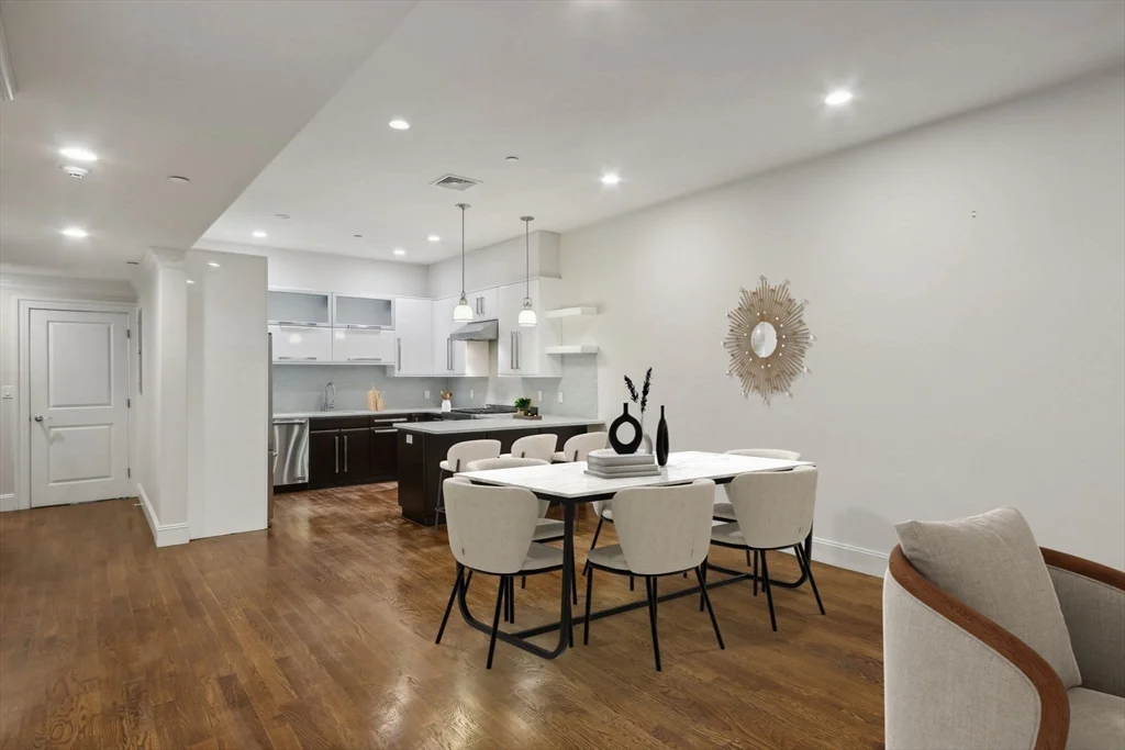 1471 Beacon St, Coolidge Corner