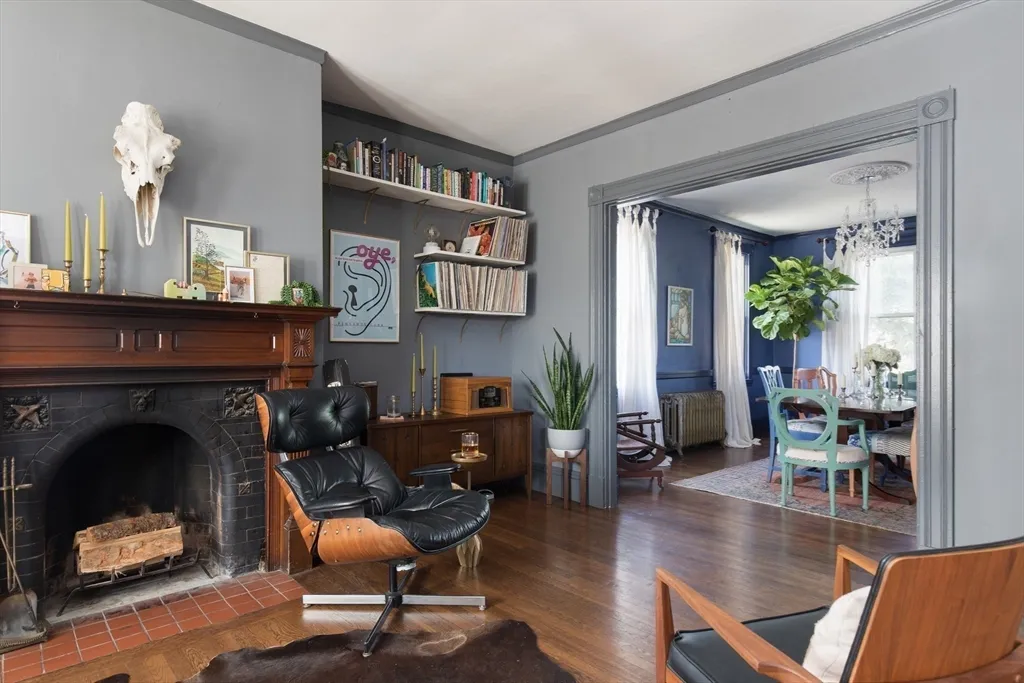 198 Byron St, East Boston