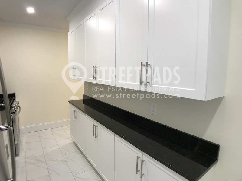 100 Kilsyth Rd, Brighton