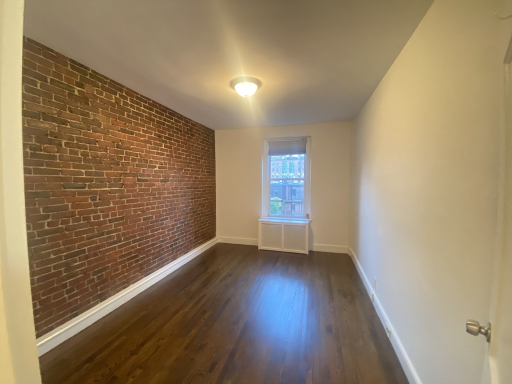 228 Commonwealth Ave, Back Bay