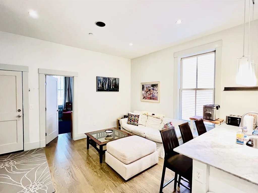 15 Boardman St, Central Square