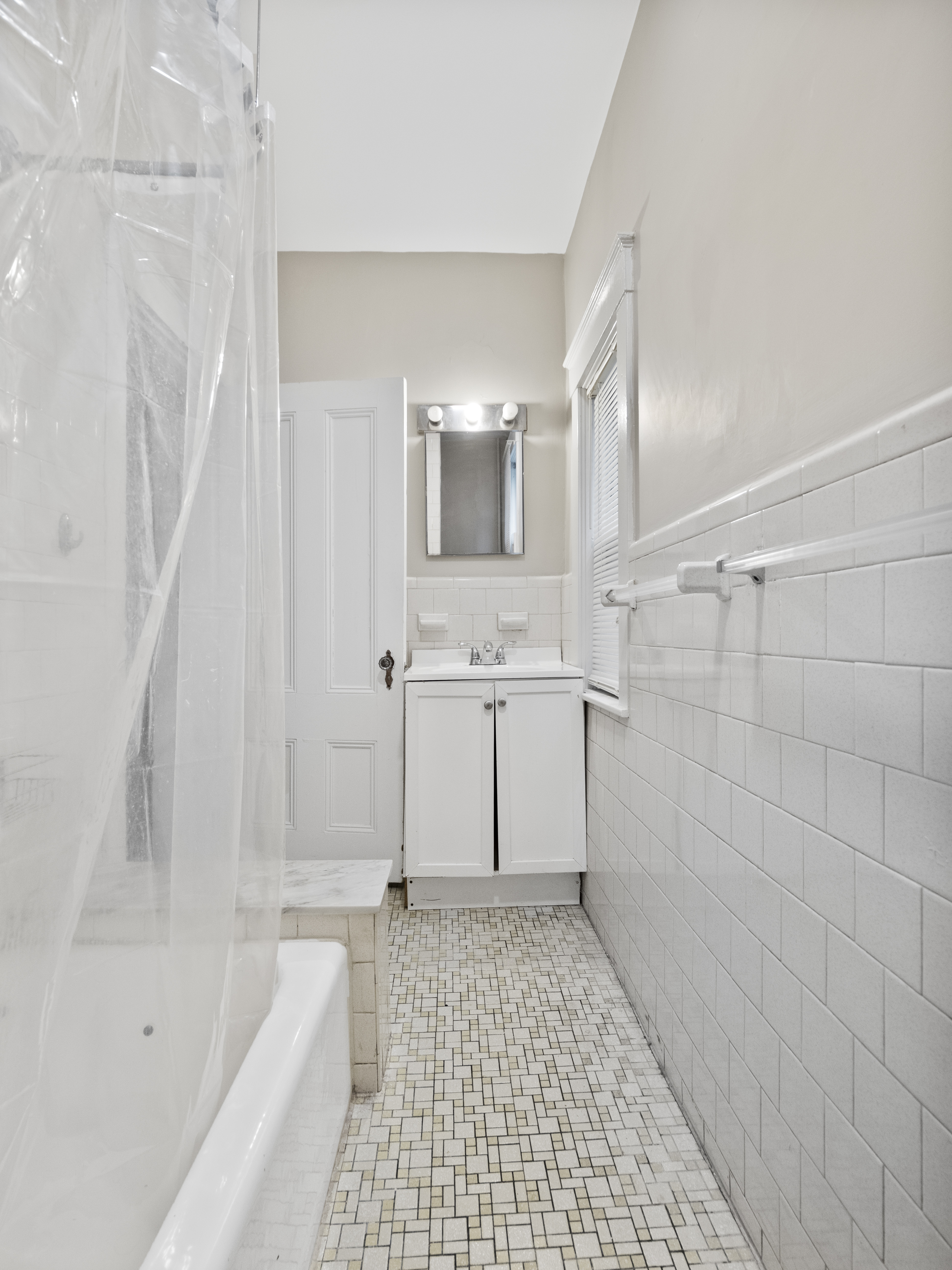 44 Cameron Ave, Teele Square