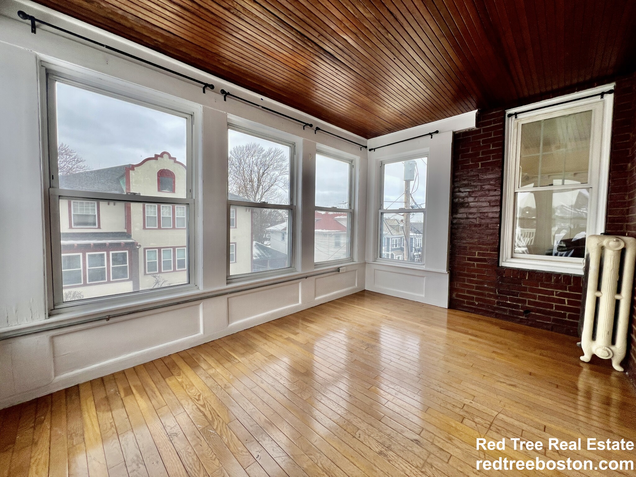 703 Washington St, Brighton