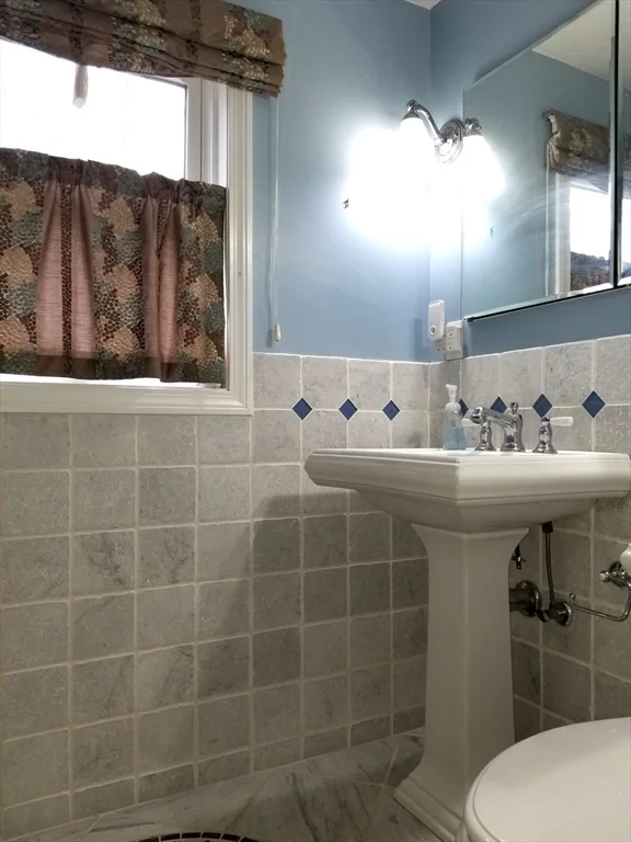 225 Governors Rd, Quincy