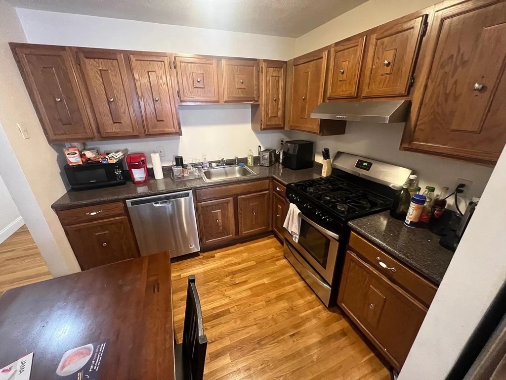 296 Columbus Ave ,, Boston