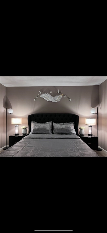 25 Patrick Rd, Tewksbury