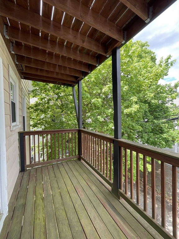 100 Lonsdale, Dorchester