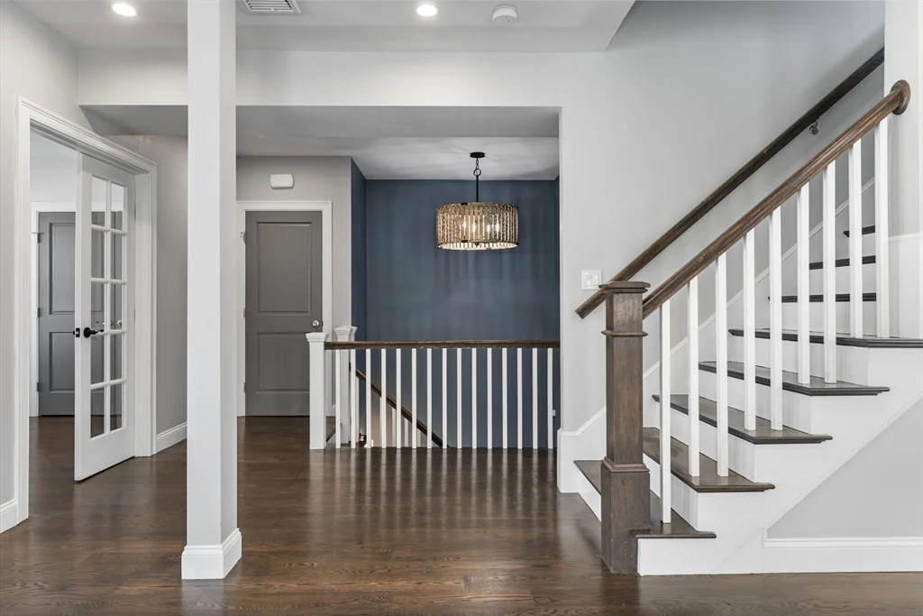 83 Centre St, Dorchester