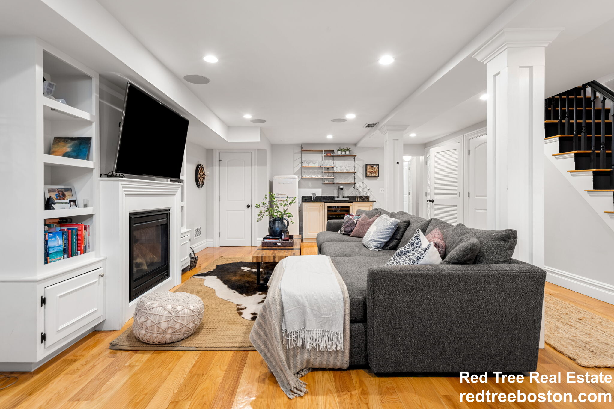 687 East 6th St, South Boston