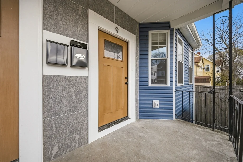 9 Logan Ave, Medford