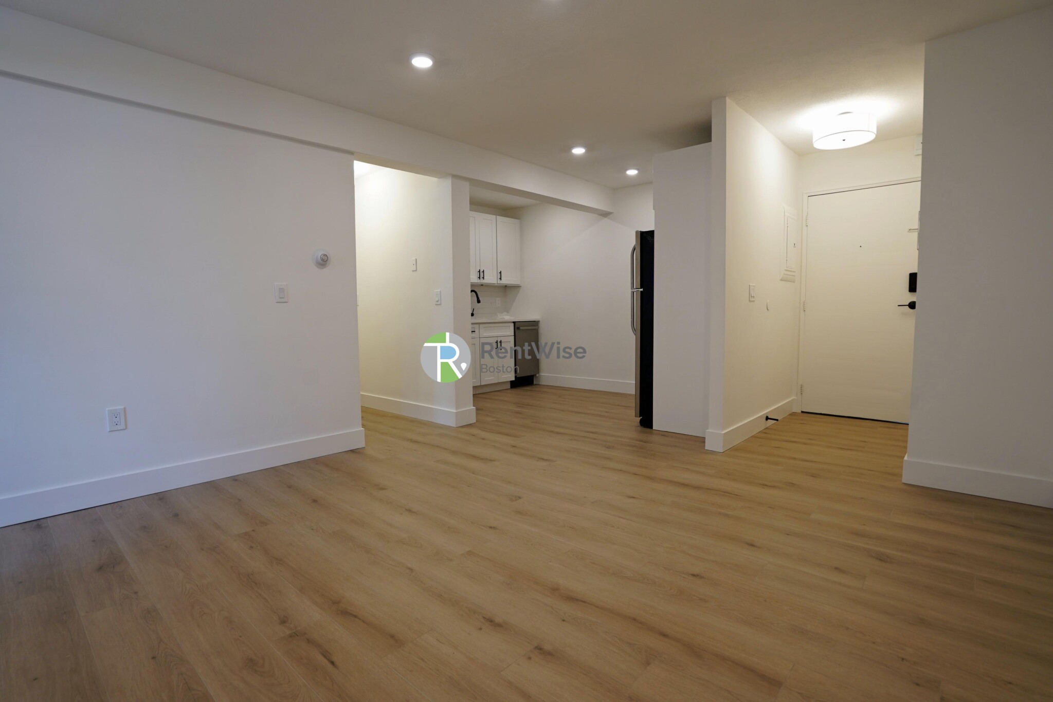 745 East 6th St, South Boston