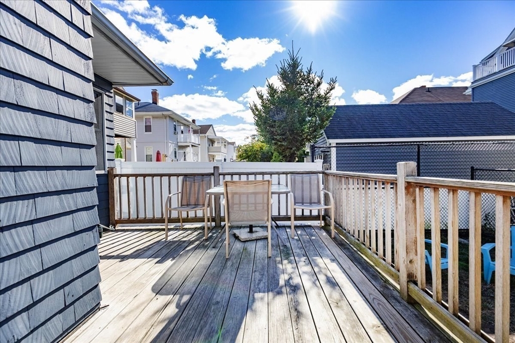 565-567 Riverside Ave, Medford