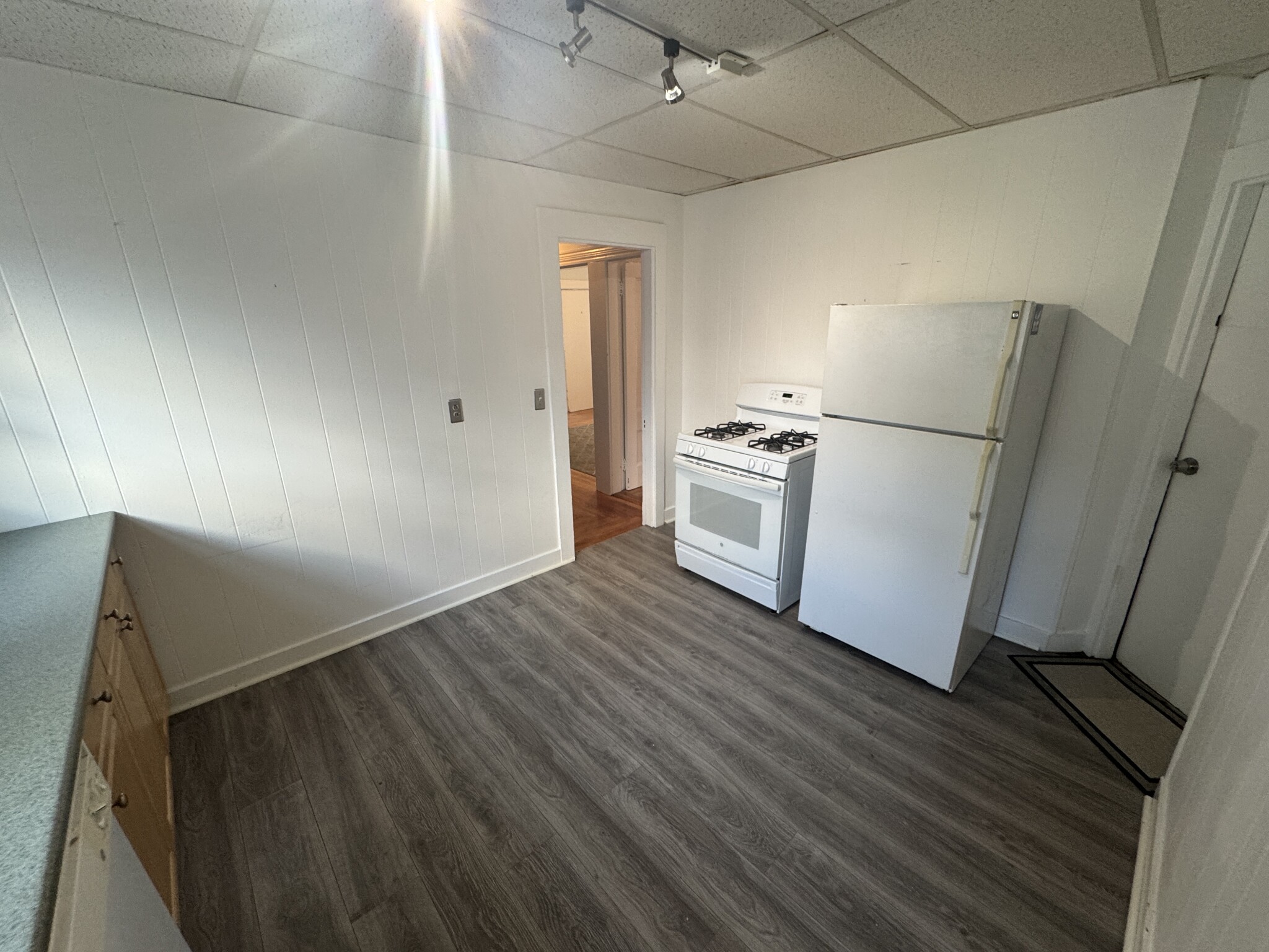 246 Highland Ave, Powder House Square