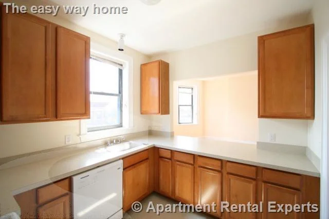 881 Massachusetts Ave, Central Square