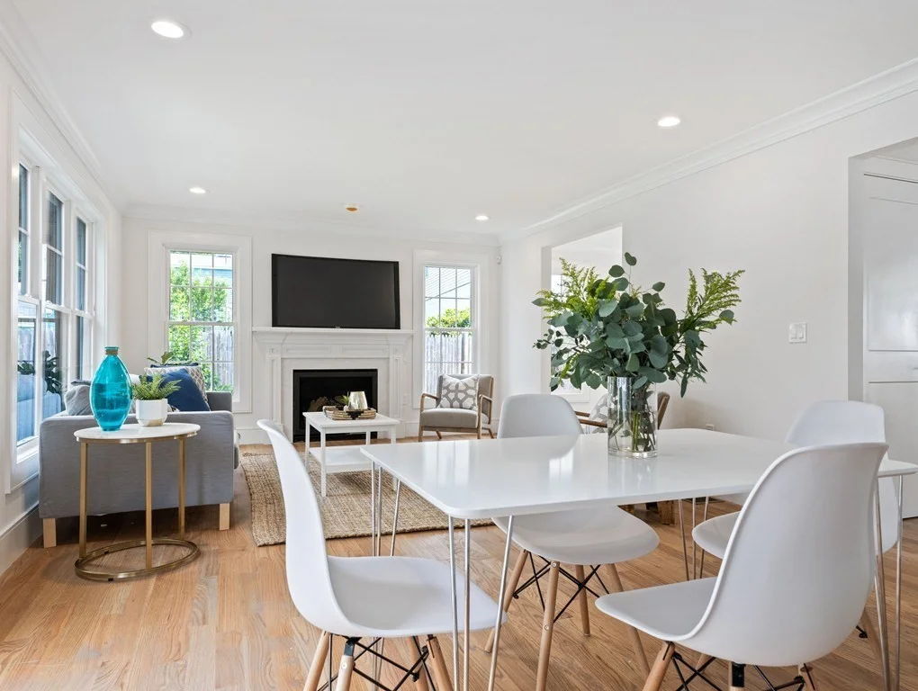 20 Manhattan Ter, West Newton