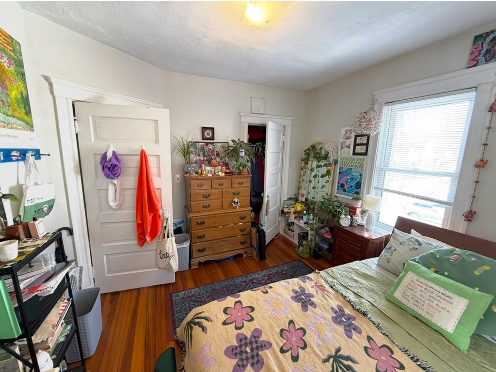 49 Conwell Ave, West Somerville