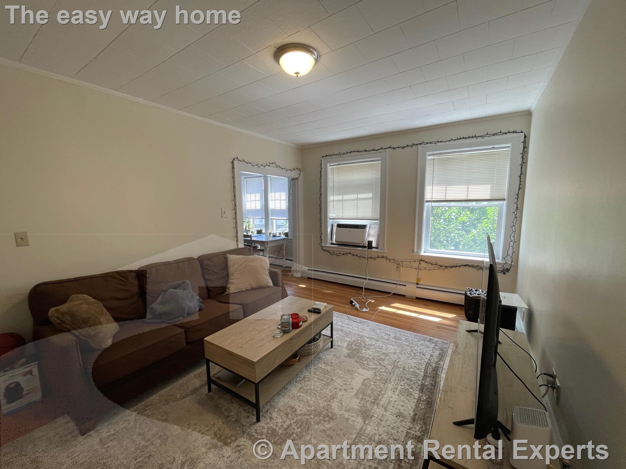 36 College Ave, Davis Square