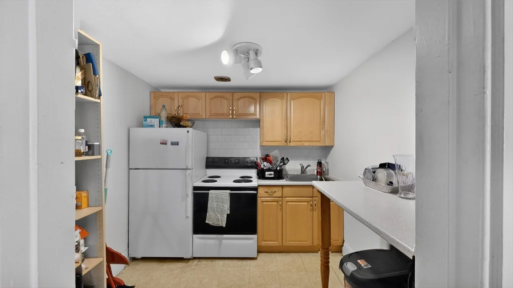 1071 Beacon St, Coolidge Corner
