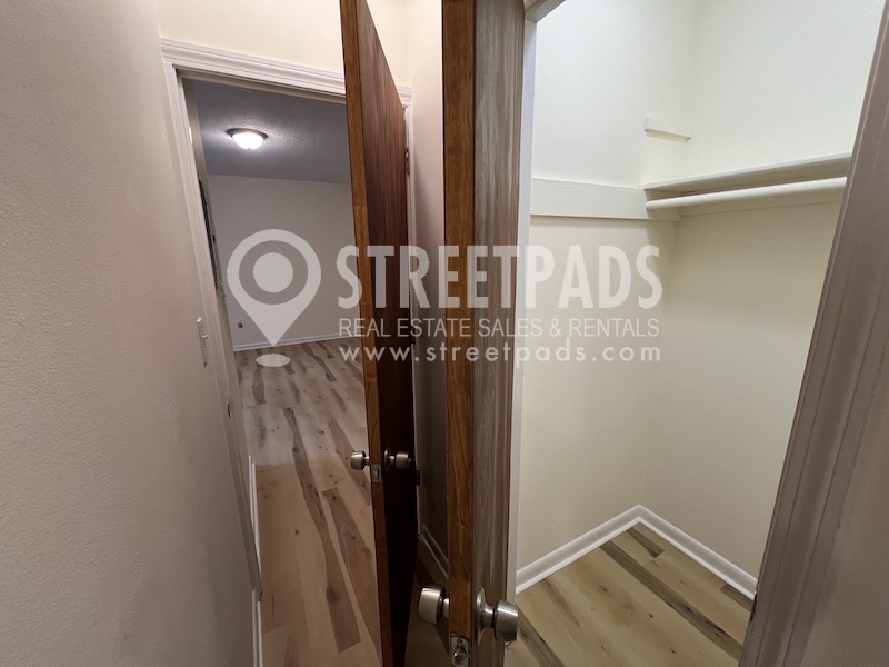 2018 Commonwealth Ave, Brighton