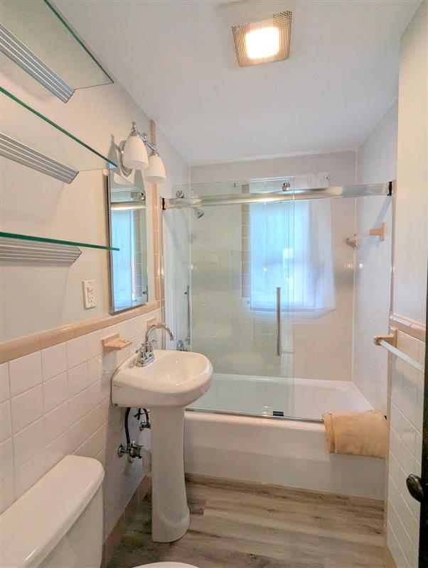 13 Kimball Rd, Watertown