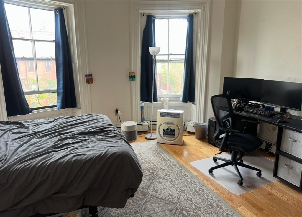 519 Massachusetts Ave, Roxbury