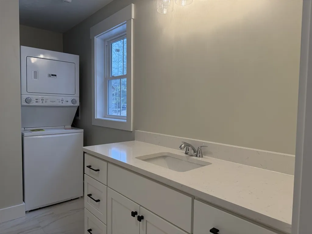 480 Wareham St, Middleboro