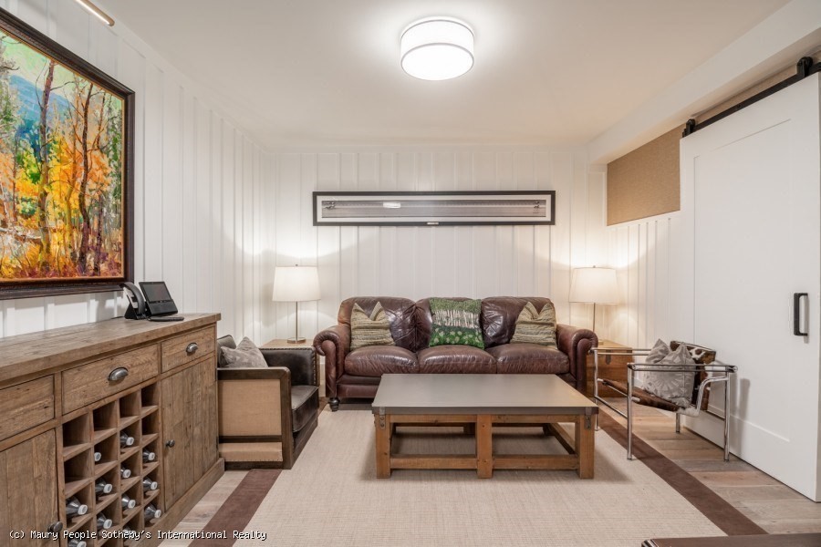 59 South Shore Rd, Surfside