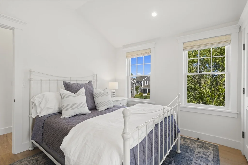 13B Gingy Ln, Nantucket