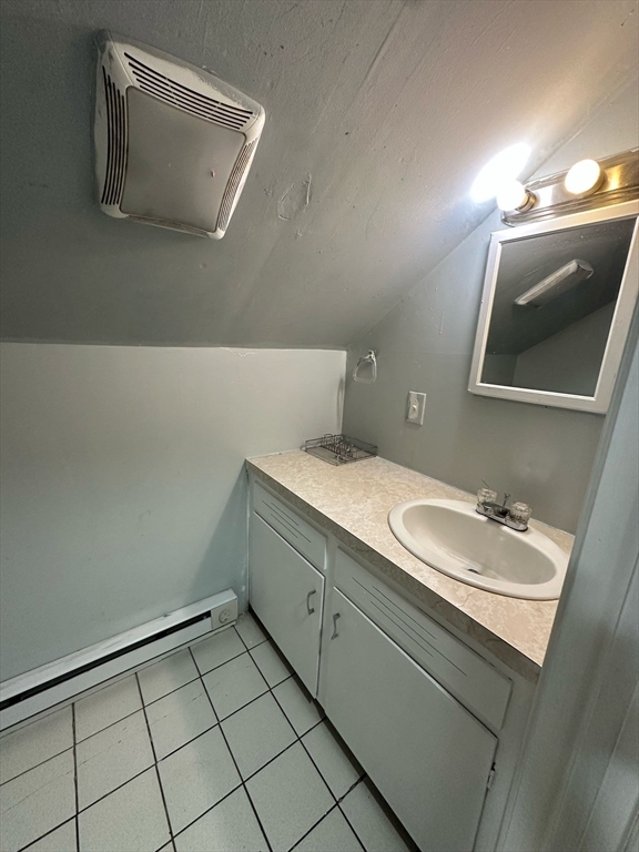 176 Dawes St, Lawrence