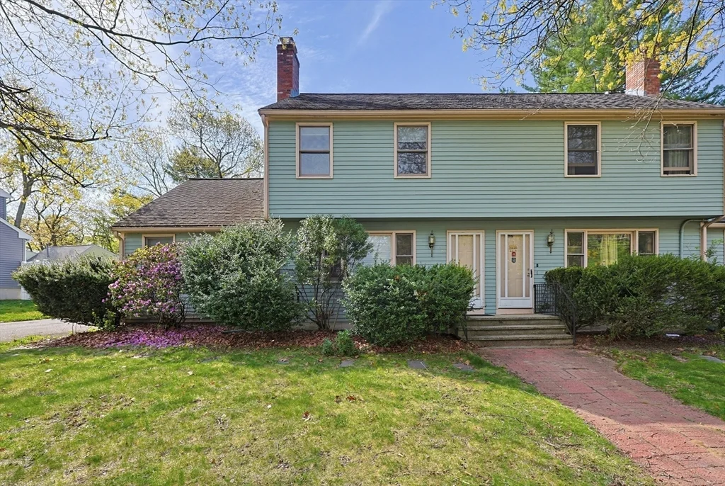 1 West Belcher, Foxboro