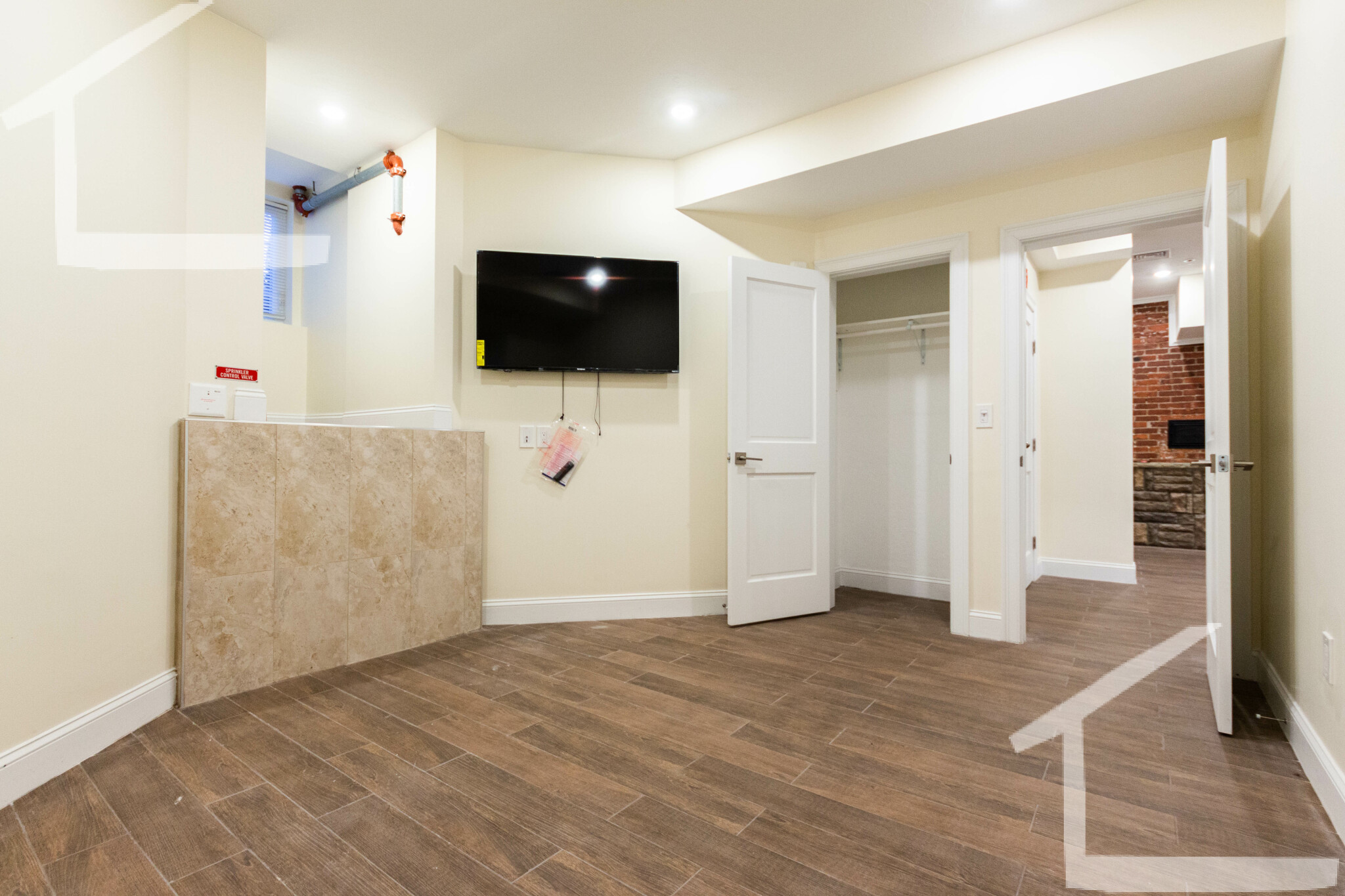 1616 Beacon St, Corey Hill