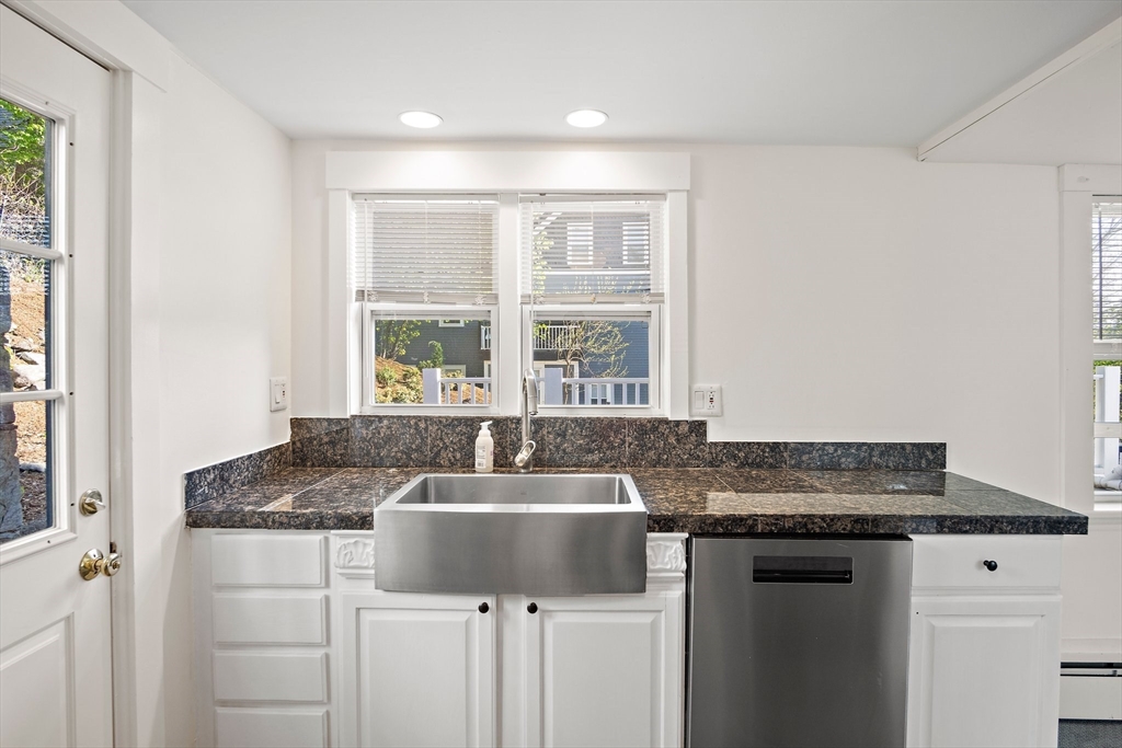 83 Marvin Rd, Melrose