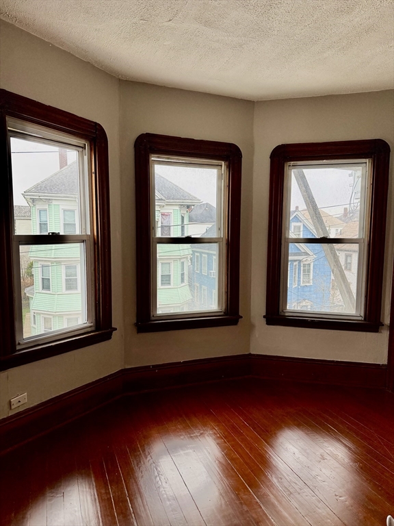 157 Hathaway St, Northwest