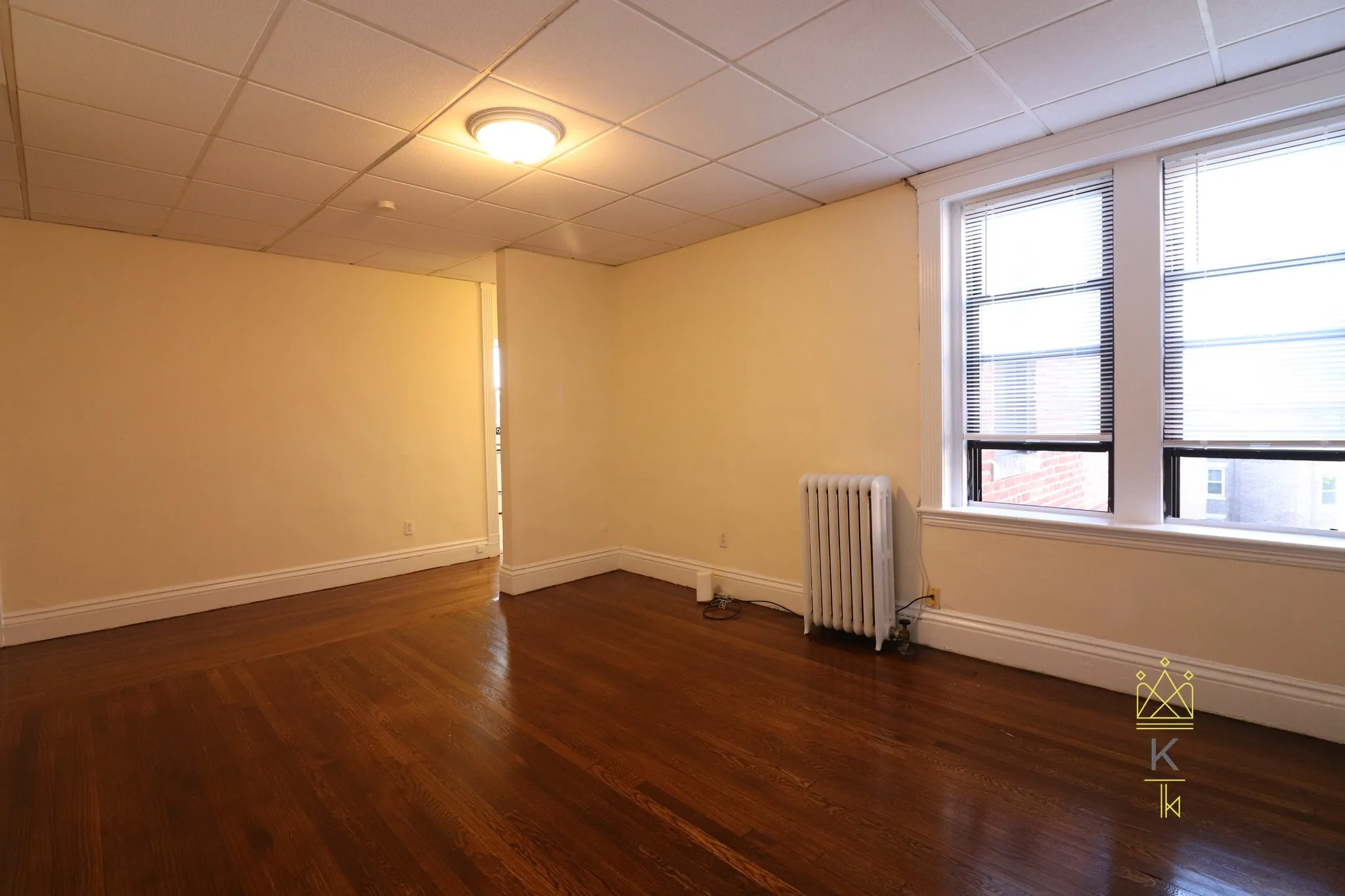 1961 Commonwealth Ave, Brighton