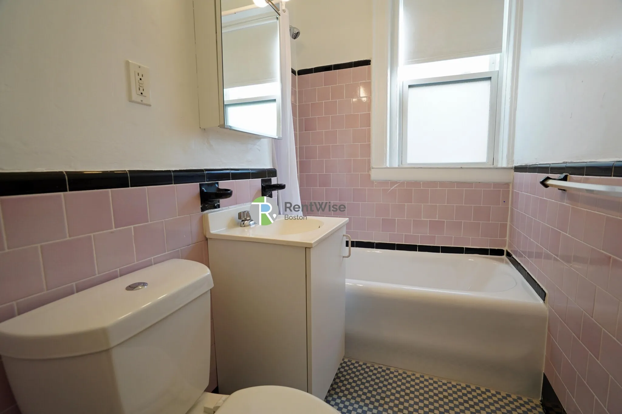 100 Kilsyth Rd, Brighton