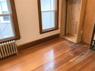 50 Simpson Ave, Tufts