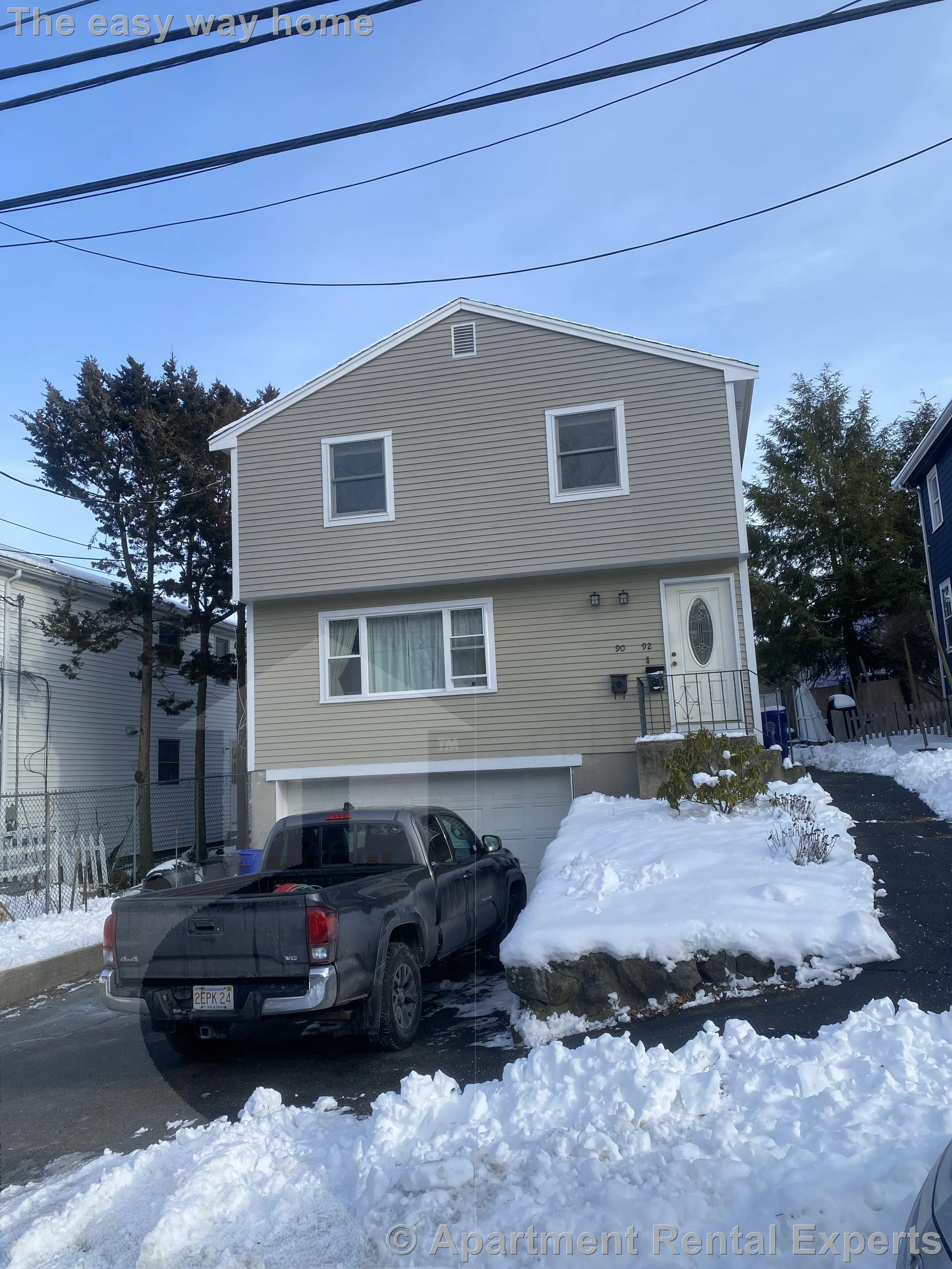 92 Sylvia St, Arlington Heights