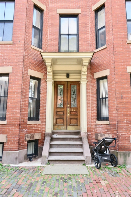 52 Appleton St, South End