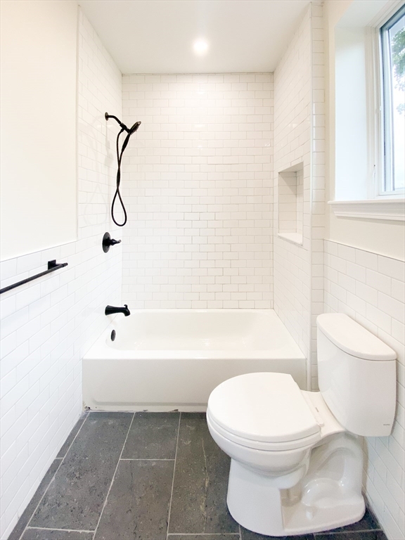 171 Everett St, Allston