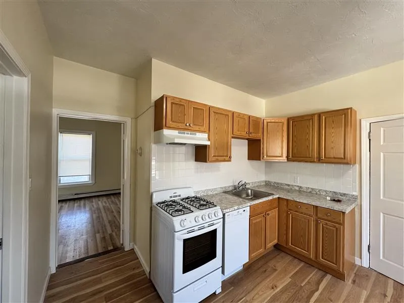 57 Bishop Allen Dr, The Port