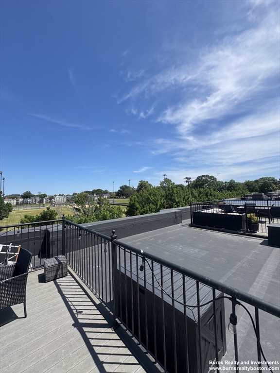 3 M St, South Boston