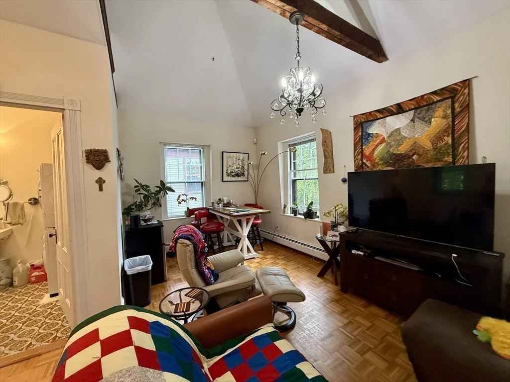 996 Centre St, Jamaica Plain